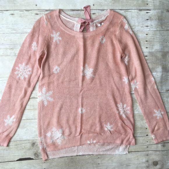 LC Lauren Conrad Sweaters - LC LAUREN CONRAD Soft Pink Snowflakes Sweater
